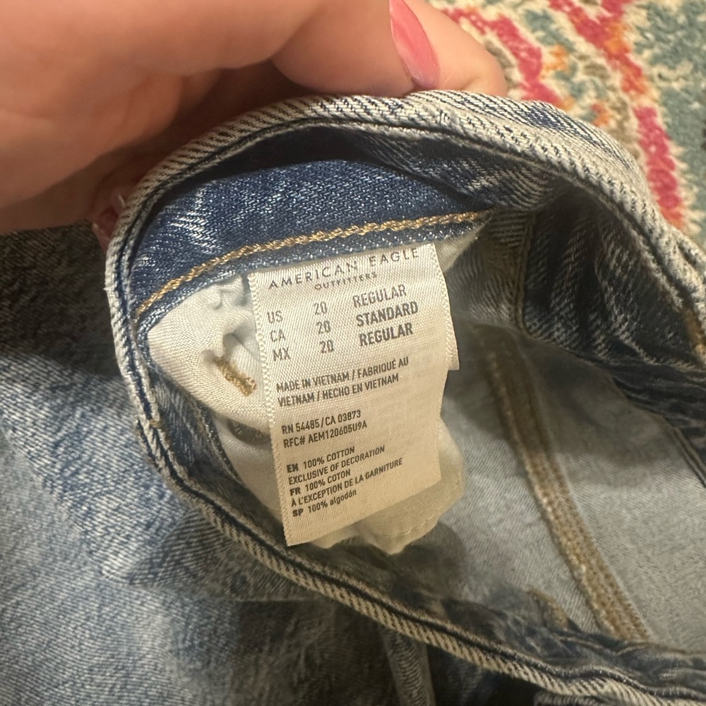 American Eagle, high rise mom jeans, size 20 regular